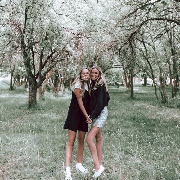 Meet your Posher, Sydnie - Picture 1 of 1